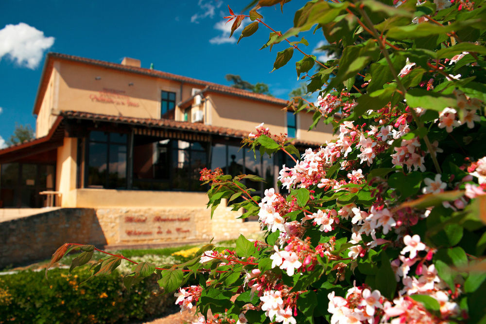 Hotel Restaurant Du Chateau De La Tour Beguey Exterior foto